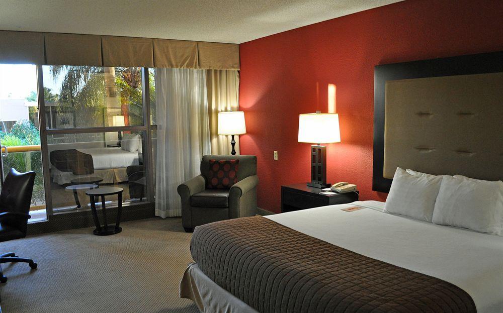 Sawgrass Grand Hotel And Suites Sports Complex Sunrise Eksteriør bilde