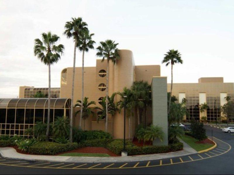 Sawgrass Grand Hotel And Suites Sports Complex Sunrise Eksteriør bilde