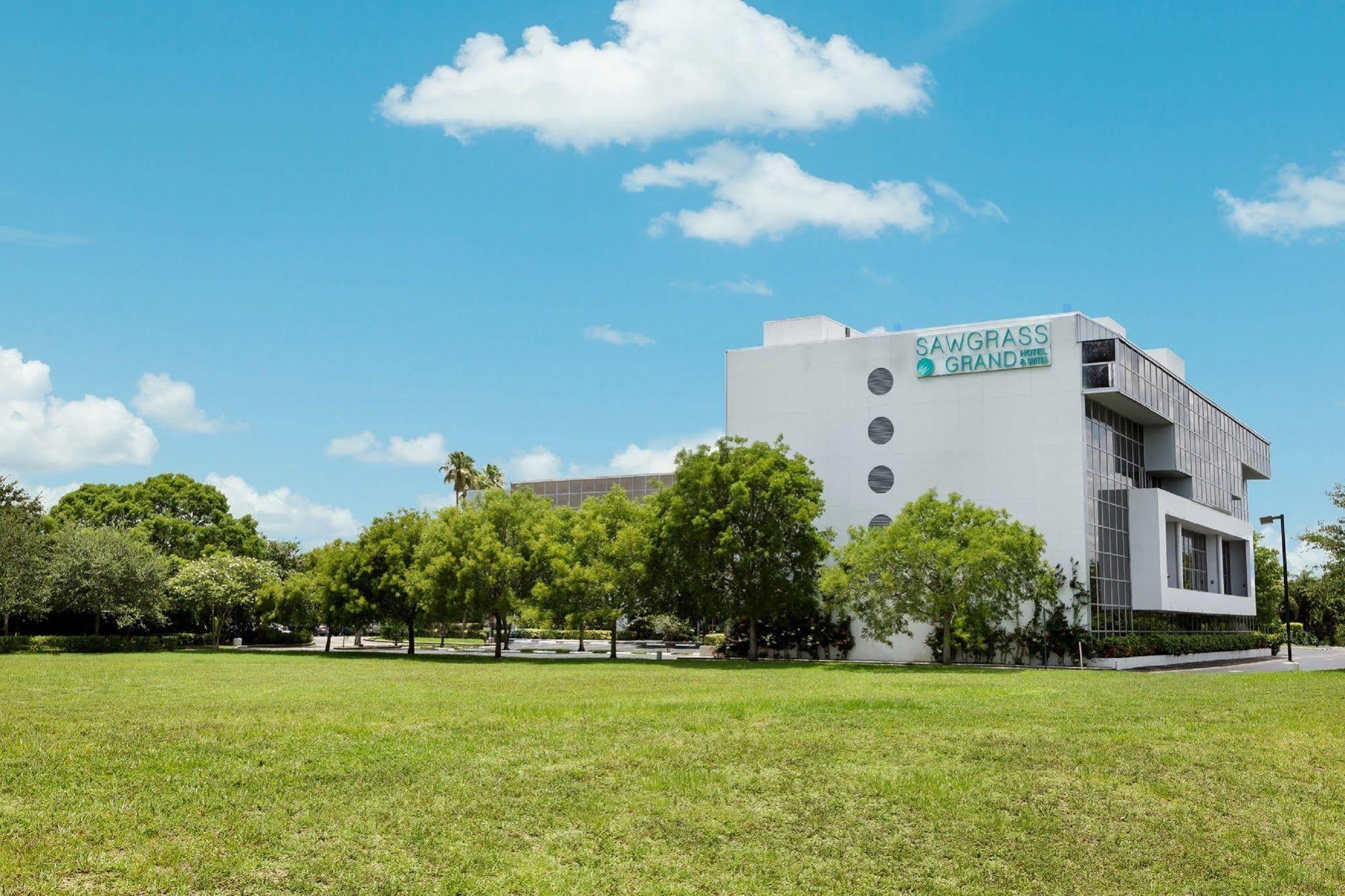 Sawgrass Grand Hotel And Suites Sports Complex Sunrise Eksteriør bilde